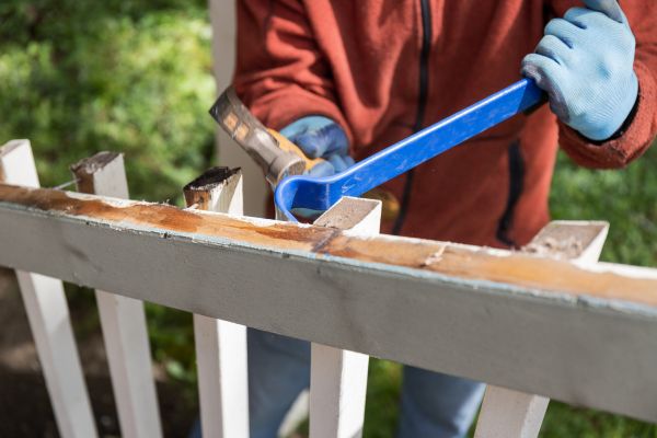 Cost of Deck Railing Replacement in Crystal Lake